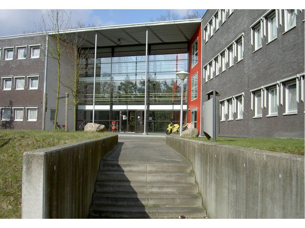 huisvesting officieren Hilversum, hoofdentree huisvesting officieren Hilversum, hoofdentree